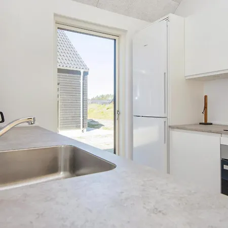 4 Bedroom Beautiful In Romo Kongsmark